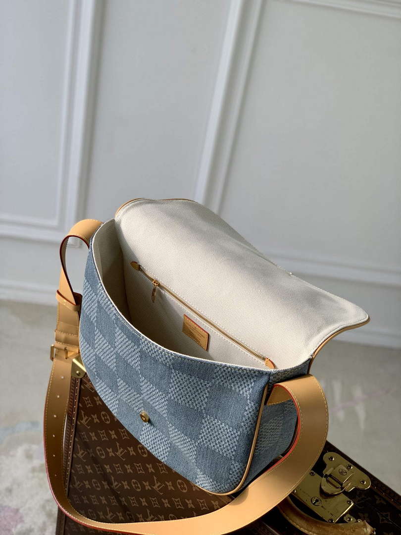 LV N40743 Louis Vuitton Montsouris Messenger MM Damier Cross-body Bag Blue - Default Title - View 9