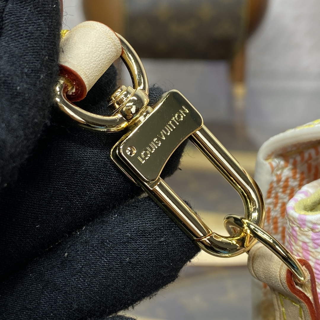 LV N40749 Louis Vuitton Pochette M¨¦tis East West Bag Peach