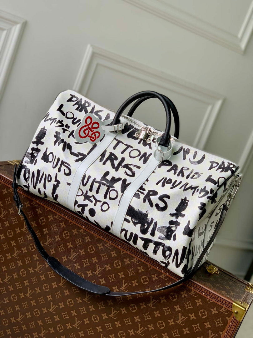 LV N40804 Louis Vuitton Keepall Bandouliere  50 Bag Black/White