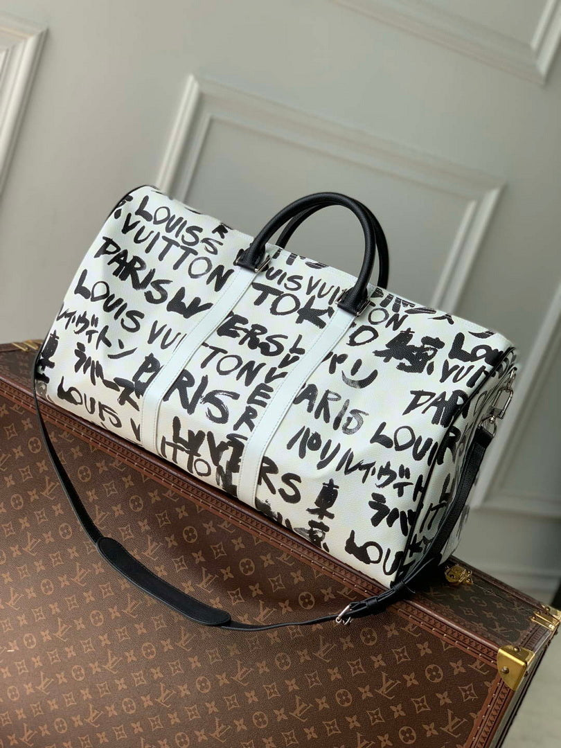 LV N40804 Louis Vuitton Keepall Bandouliere  50 Bag Black/White