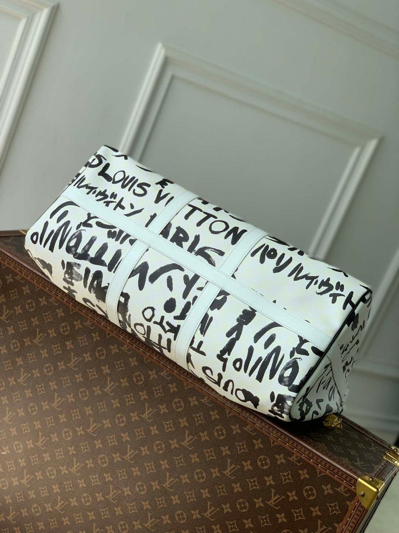 LV N40804 Louis Vuitton Keepall Bandouliere  50 Bag Black/White