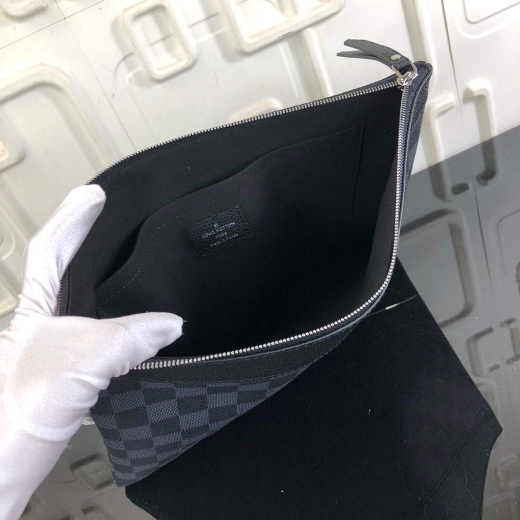LV N64590 Louis Vuitton Daily Pouch Eclipse Canvas M62260 Bag