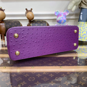 LV N81279 Louis Vuitton Capucines MM Handbag Purple - Default Title - View 4