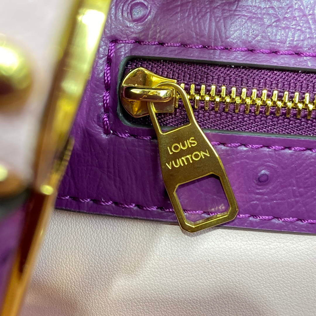 LV N81279 Louis Vuitton Capucines MM Handbag Purple