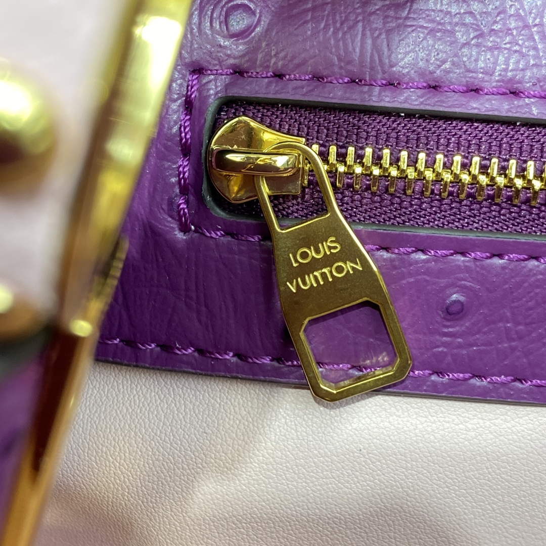 LV N81279 Louis Vuitton Capucines MM Handbag Purple - Default Title - View 8