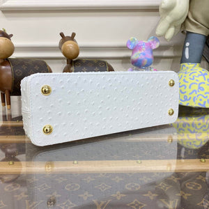 LV N81279 Louis Vuitton Capucines MM Handbag White - Default Title - View 4