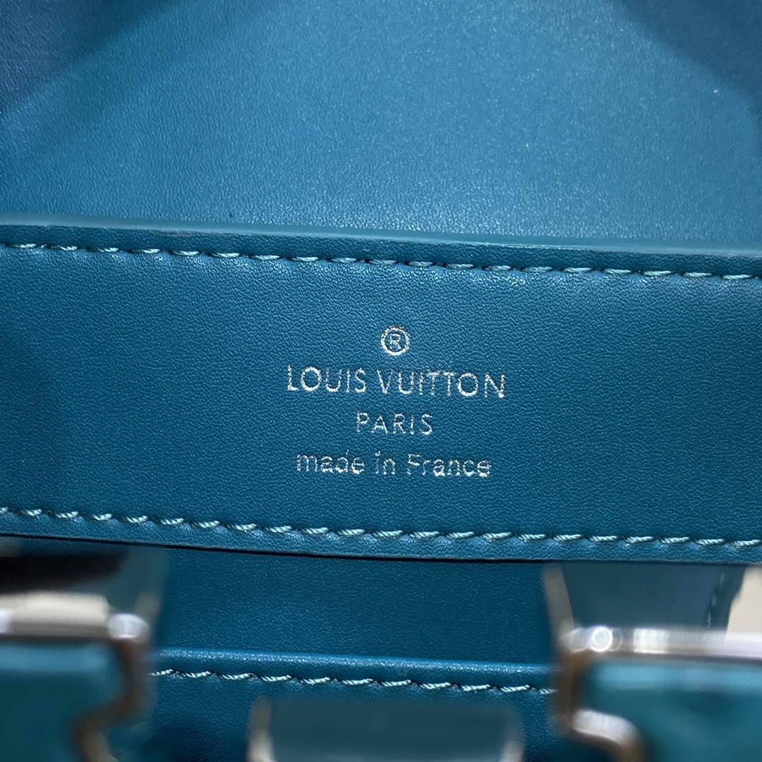 LV N81523 Louis Vuitton Capucines Mini Handbag Lake blue - Default Title - View 8
