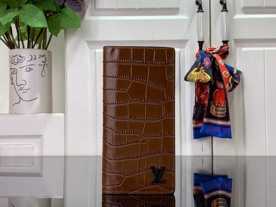 LV N81818 Louis Vuitton Brazza Wallet Crocodilien Tan - Default Title - View 1