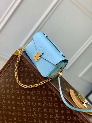 LV N85902 Louis Vuitton Pochette M¨¦tis East West Bag Ostrich leather Blue Glaze - Default Title - View 2