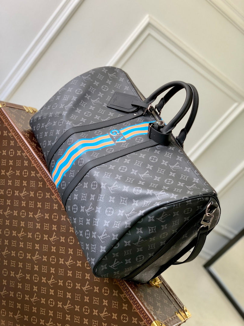LV P01951 Louis Vuitton Mon Monogram Keepall 55 Bag