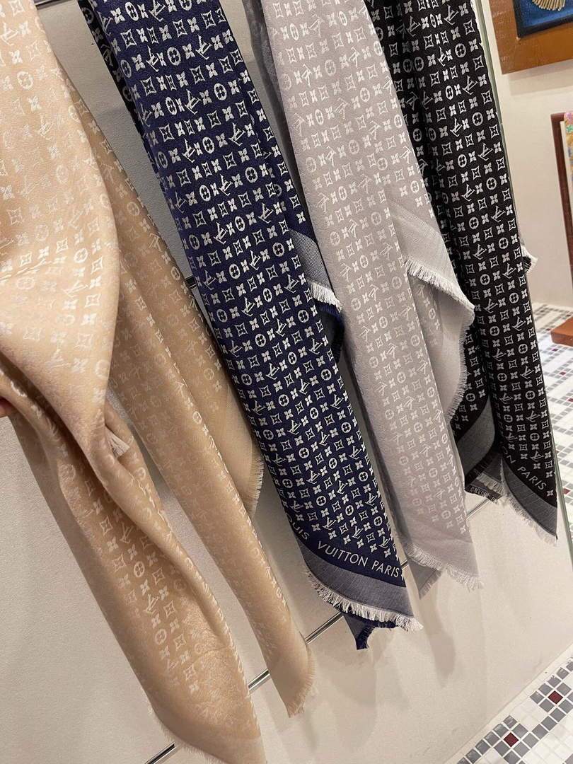 LV Scarves Louis Vuitton Monogram Shawl Scarf M60003