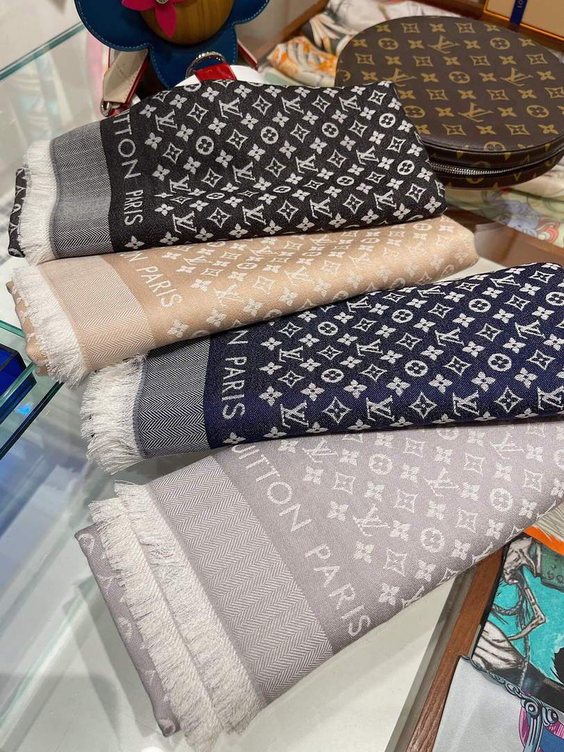 LV Scarves Louis Vuitton Monogram Shawl Scarf M60003