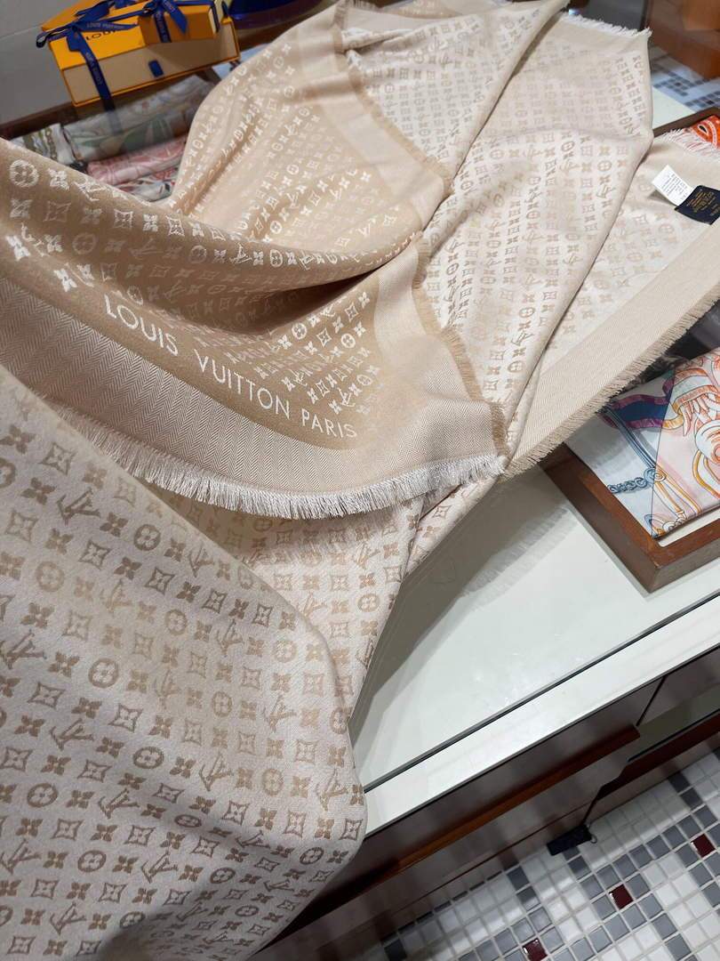 LV Scarves Louis Vuitton Monogram Shawl Scarf M60003