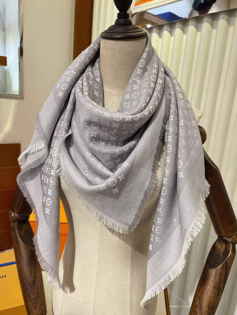 LV Scarves Louis Vuitton Monogram Shawl Scarf M60004