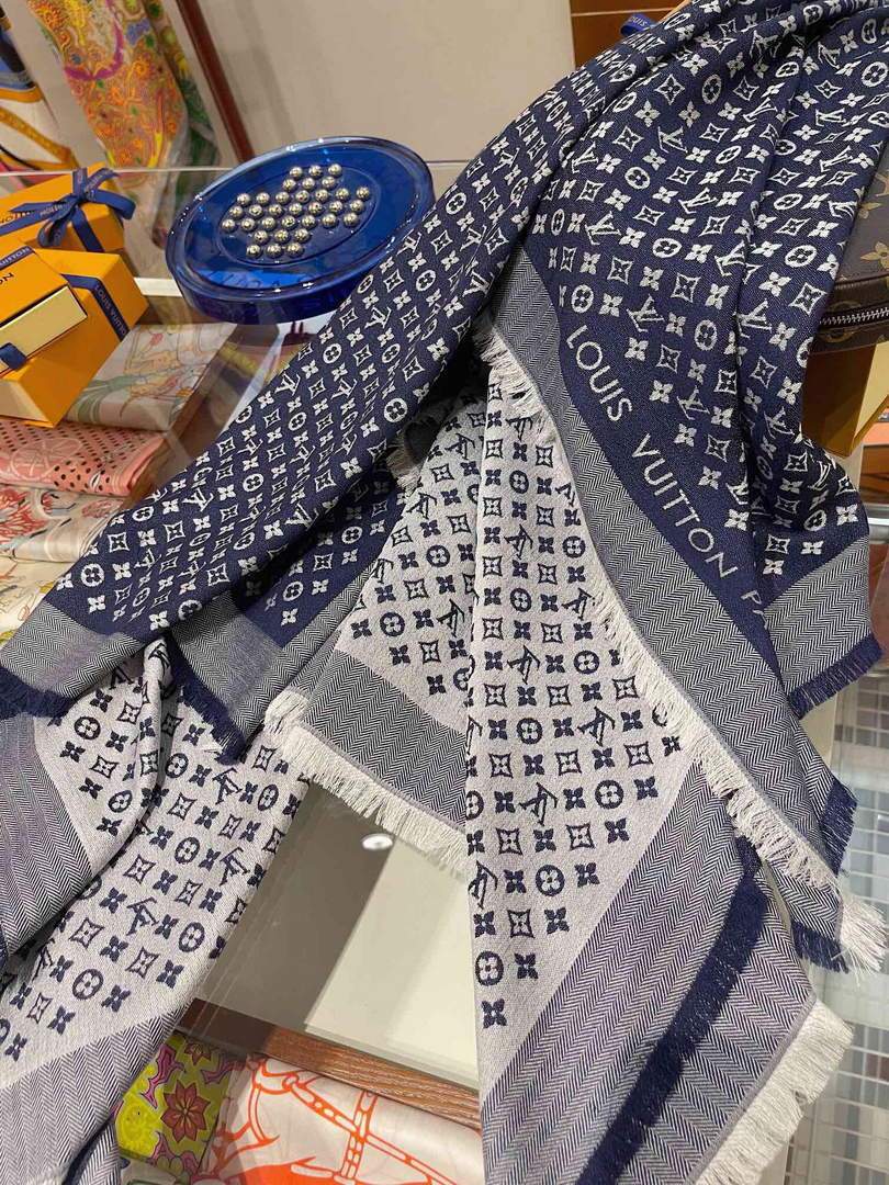 LV Scarves Louis Vuitton Monogram Shawl Scarf M60002