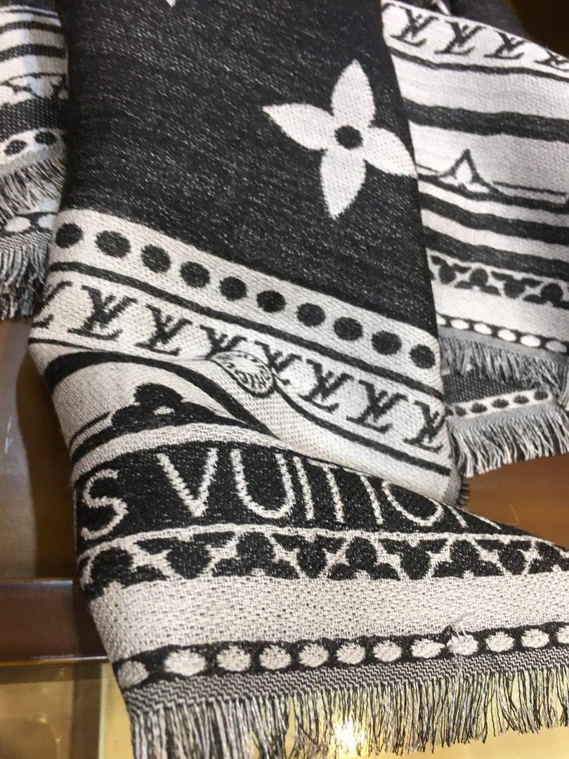 LV Scarves Louis Vuitton Monogram Shawl Scarf M60010