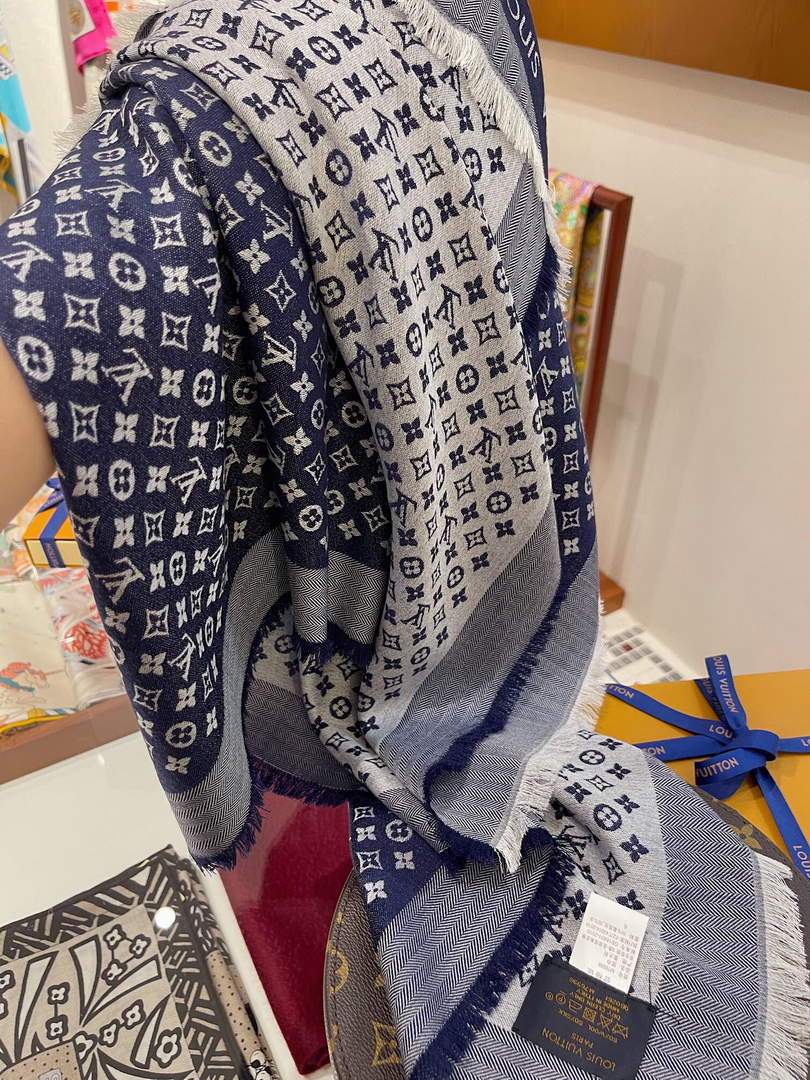 LV Scarves Louis Vuitton Monogram Shawl Scarf M60002