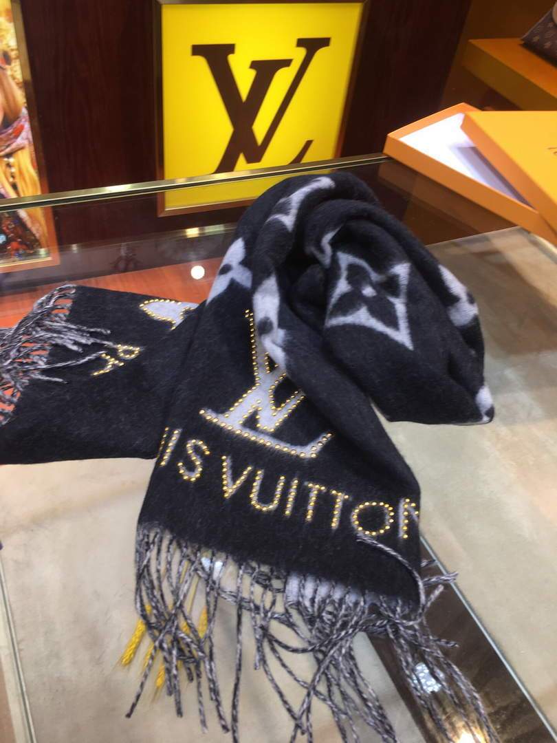 LV Scarves Louis Vuitton Monogram Shawl Scarf M60011