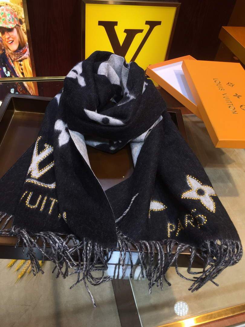 LV Scarves Louis Vuitton Monogram Shawl Scarf M60011
