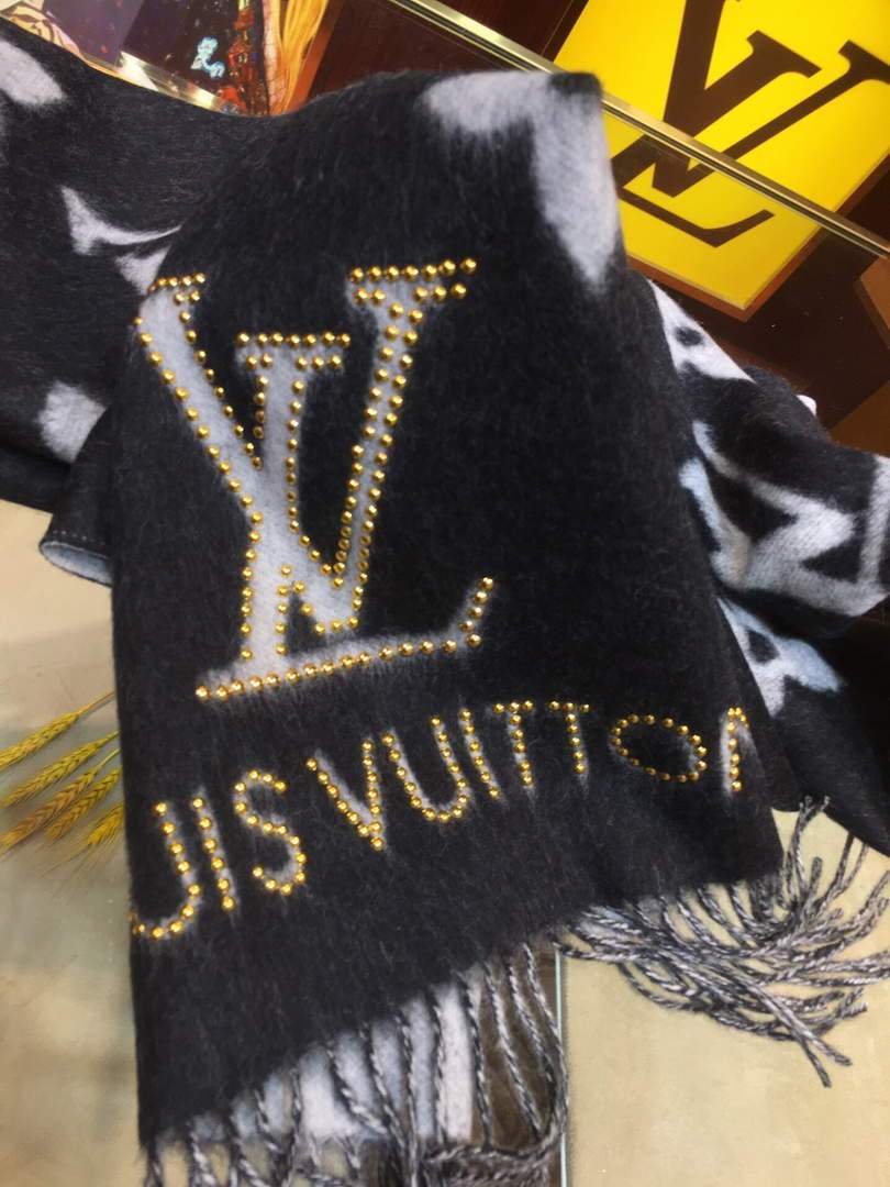 LV Scarves Louis Vuitton Monogram Shawl Scarf M60011