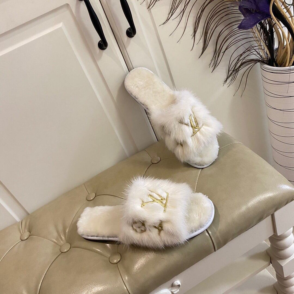 LV Slippers Designer Louis Vuitton Home Slippers 81089 Beige - luxibagsmall