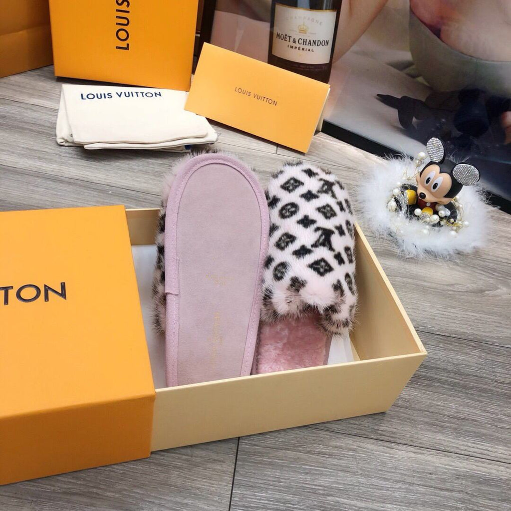 LV Slippers Designer Louis Vuitton Home Slippers 81094 Pink and Black - luxibagsmall