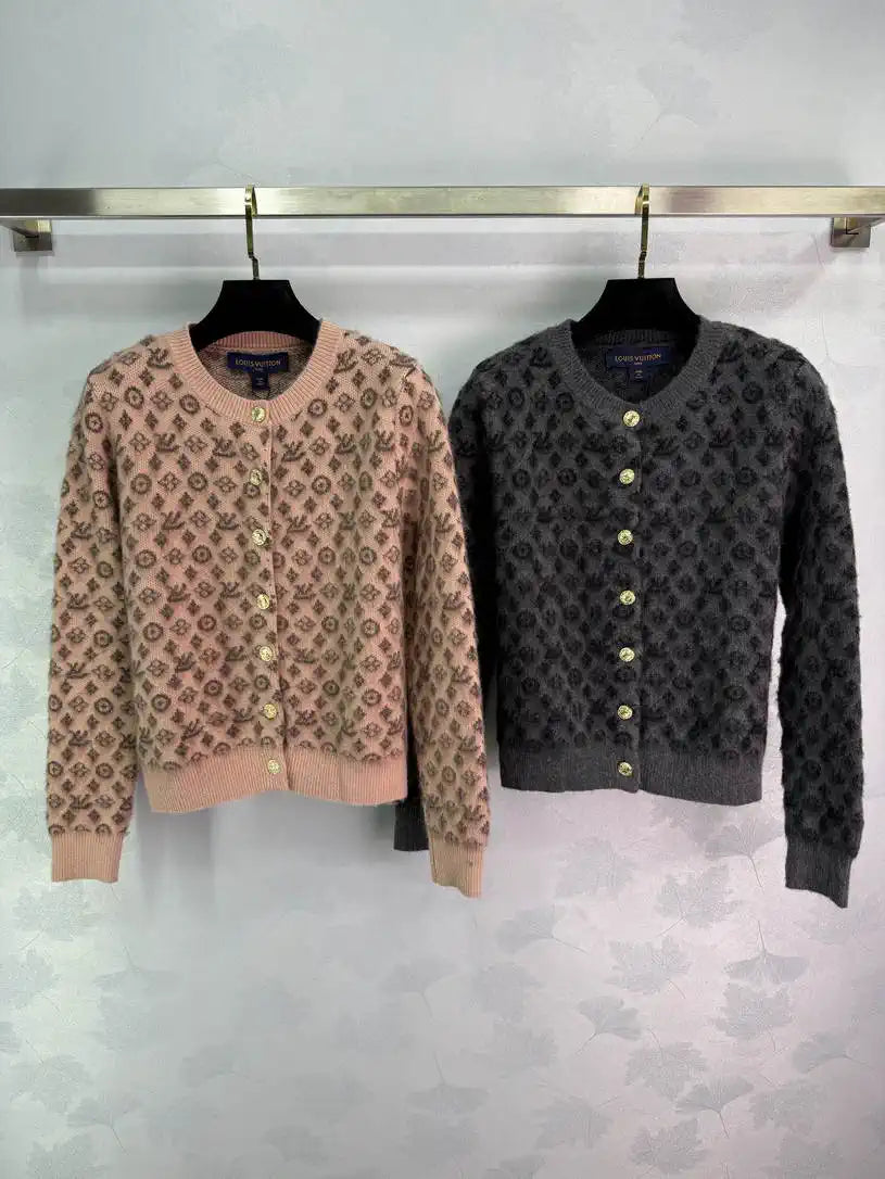 LV Women Sweaters Louis Vuitton Knitted crew neck cardigan L36032