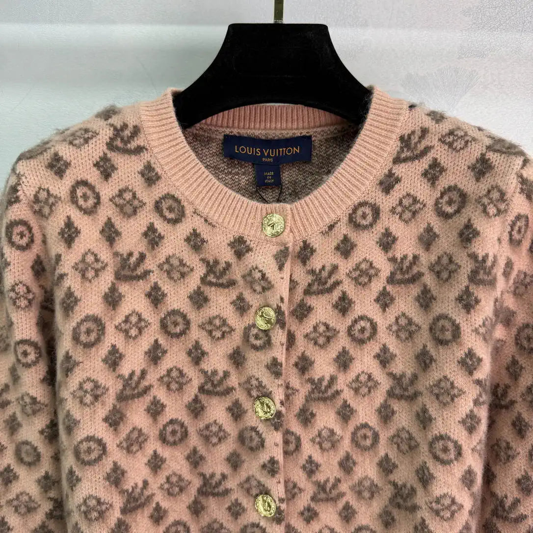 LV Women Sweaters Louis Vuitton Knitted crew neck cardigan L36032