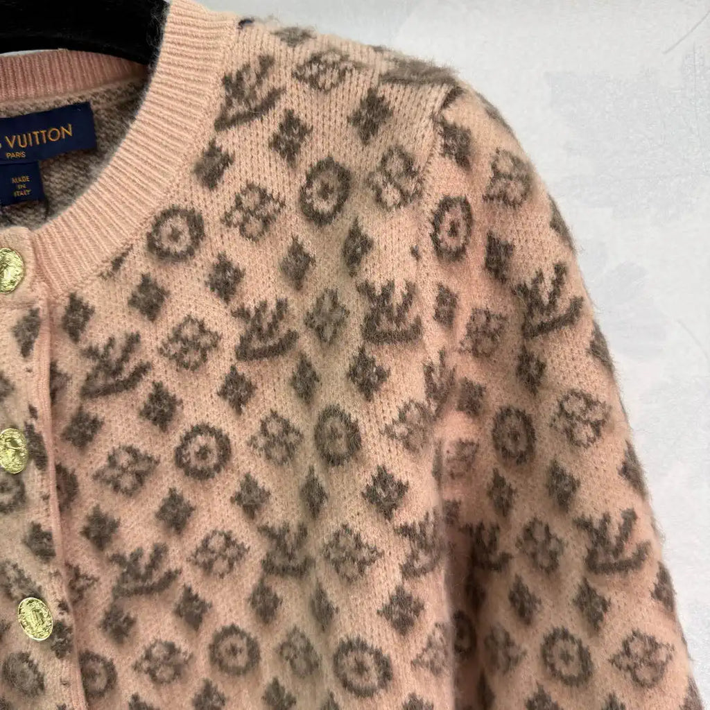 LV Women Sweaters Louis Vuitton Knitted crew neck cardigan L36032