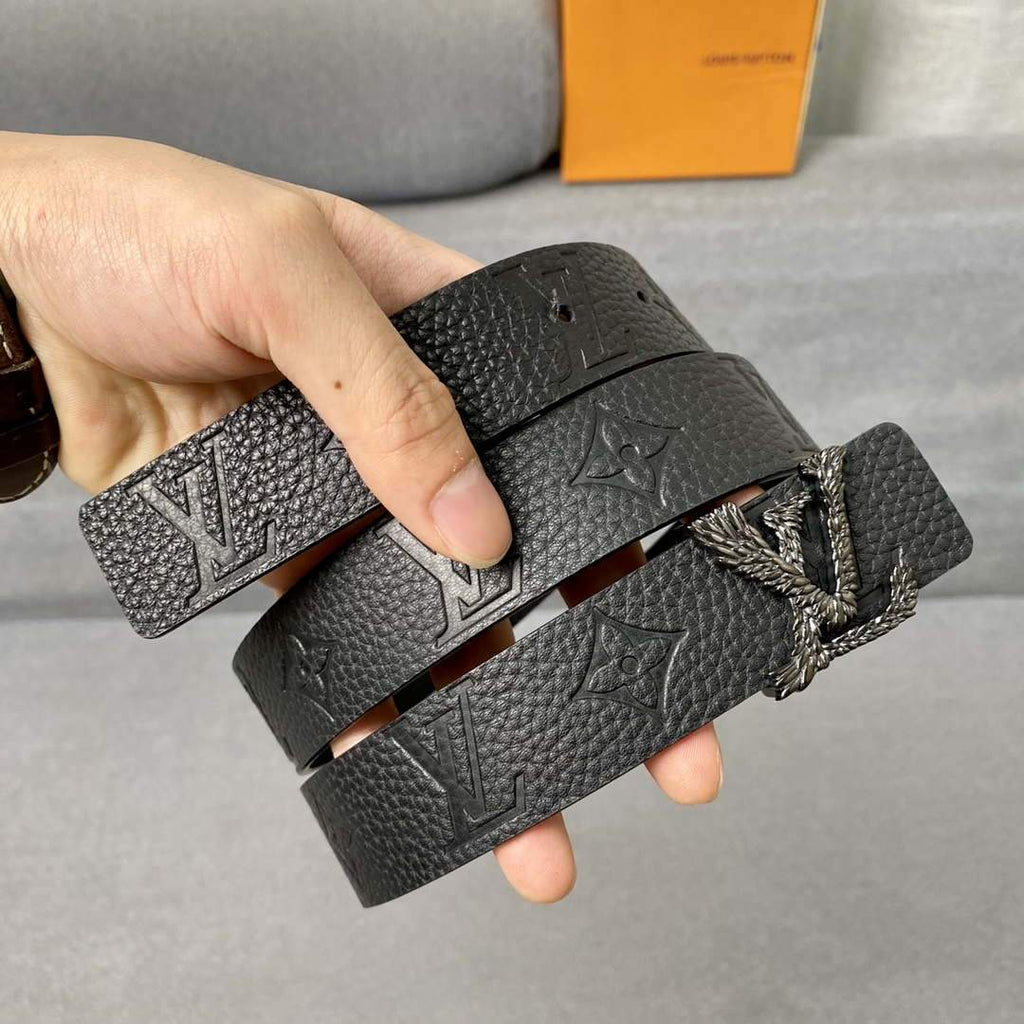LV Women's Belts Collection Louis Vuitton Initials 30MM Belt 19010