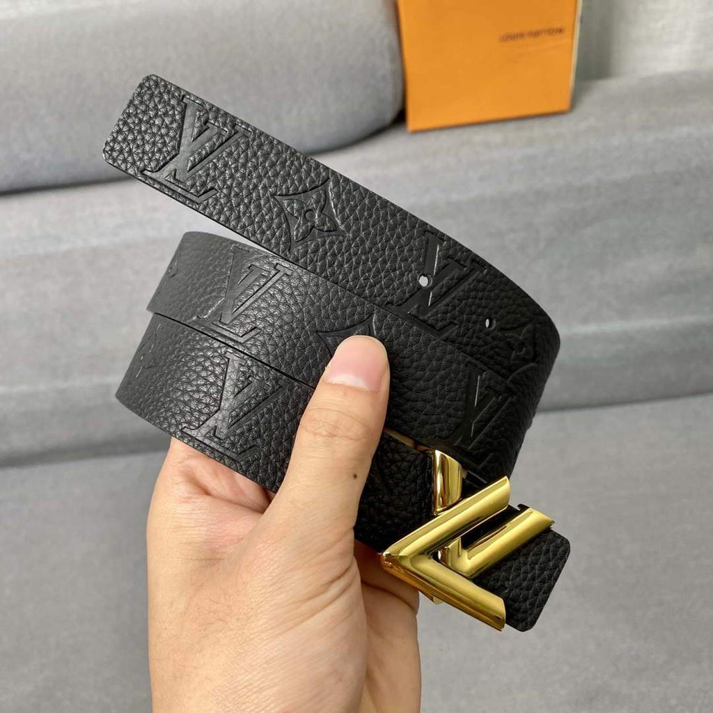 LV Women's Belts Collection Louis Vuitton Initials 30MM Belt 19009