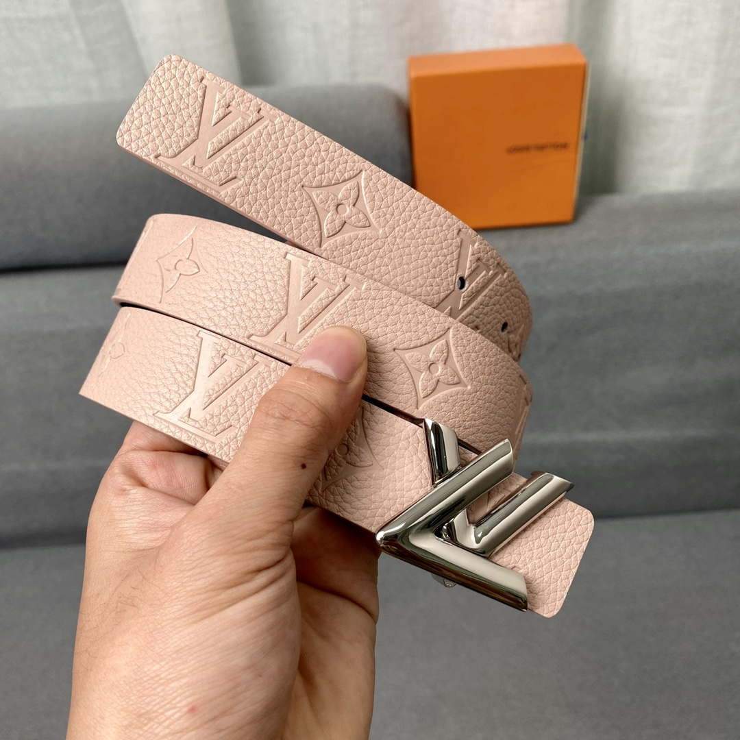 LV Women's Belts Collection Louis Vuitton Initials 30MM Belt 19009