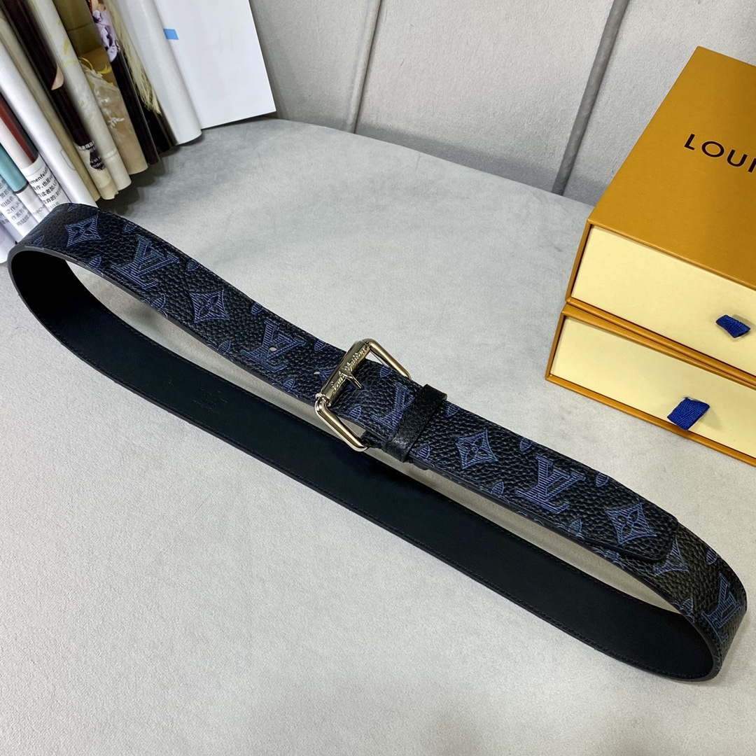 LV Women's Men's Belts Collection Louis Vuitton Initials 34MM Belt 19062
