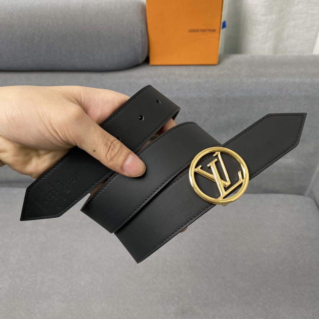 LV Women's Men's Belts Collection Louis Vuitton Initials 34MM Belt 19062
