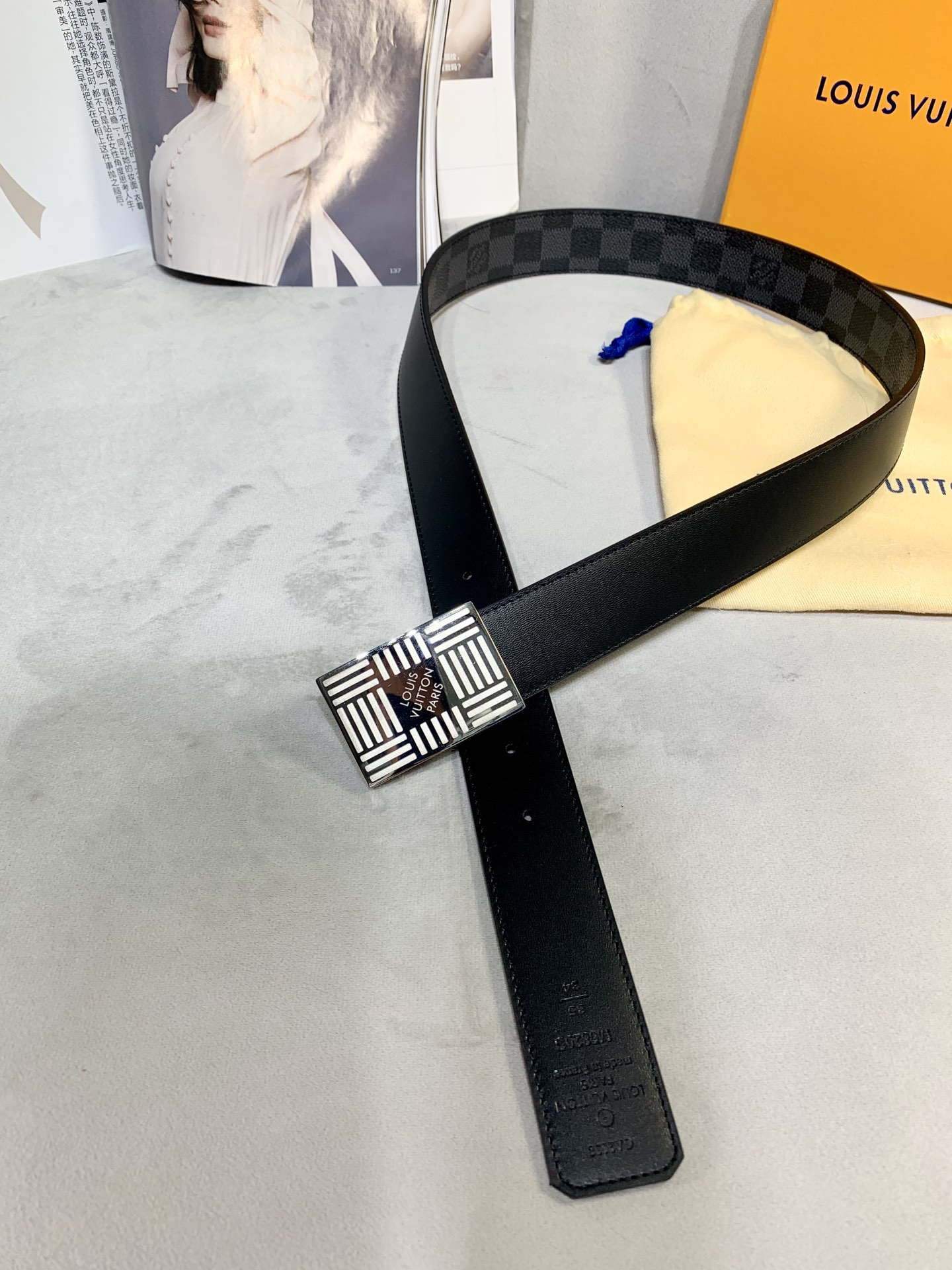 LV Women's Men's Belts Collection Louis Vuitton Initials 35MM Belt 19061