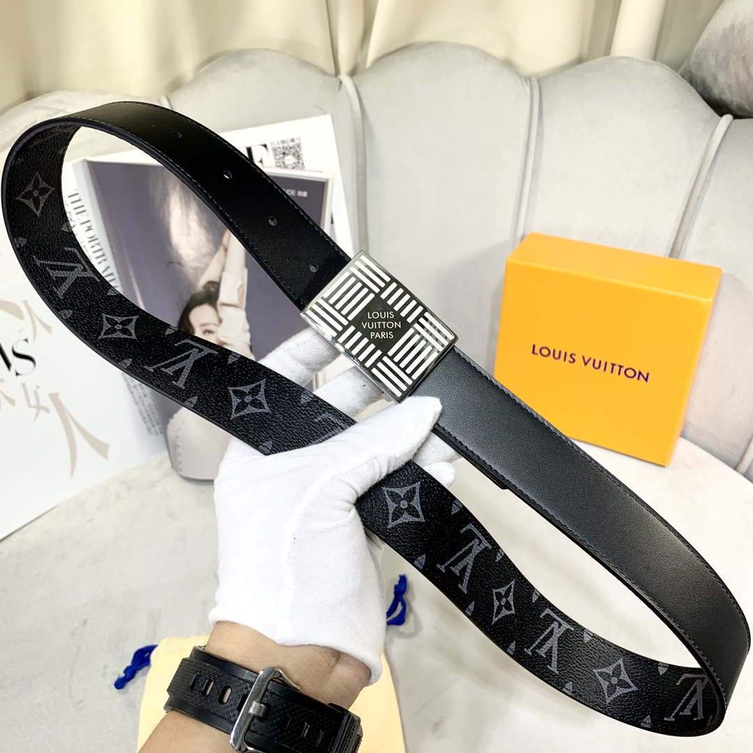 LV Women's Men's Belts Collection Louis Vuitton Initials 35MM Belt 19061