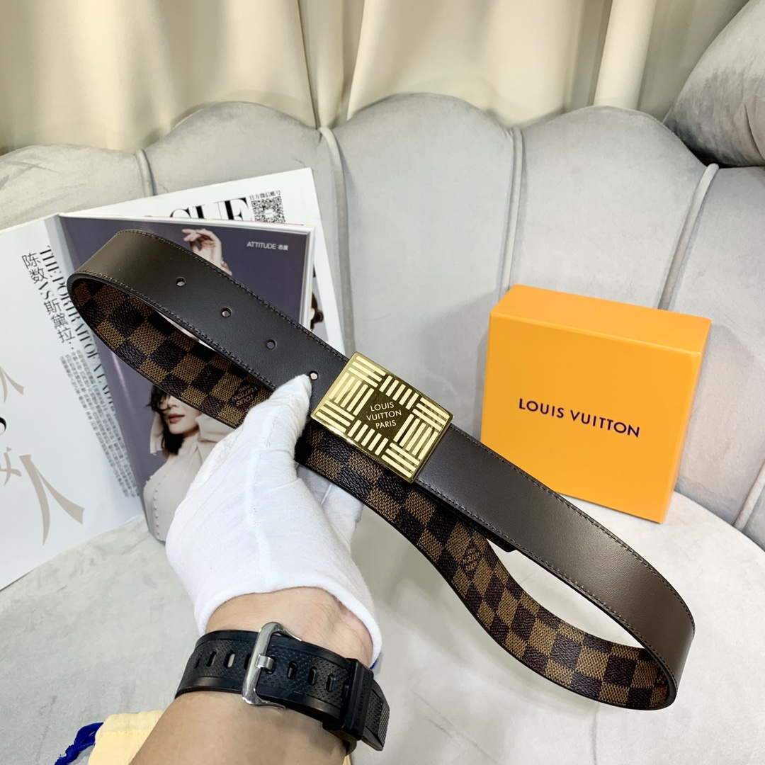 LV Women's Men's Belts Collection Louis Vuitton Initials 35MM Belt 19061