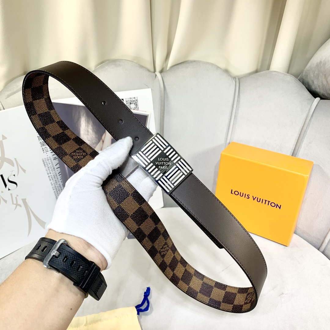 LV Women's Men's Belts Collection Louis Vuitton Initials 35MM Belt 19061