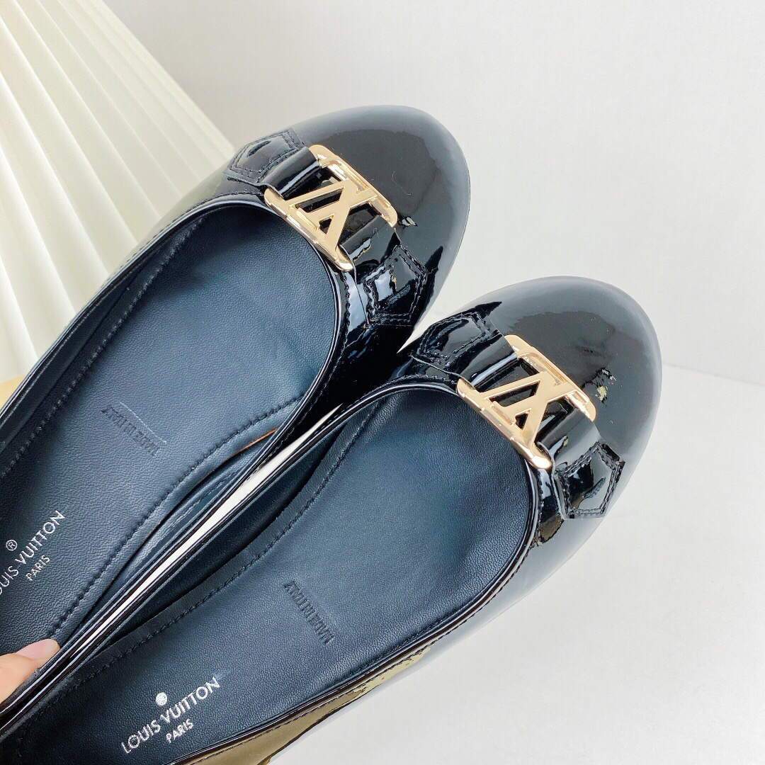 LV Women's Loafers Designer Louis Vuitton Flats Shoes 81139 - luxibagsmall