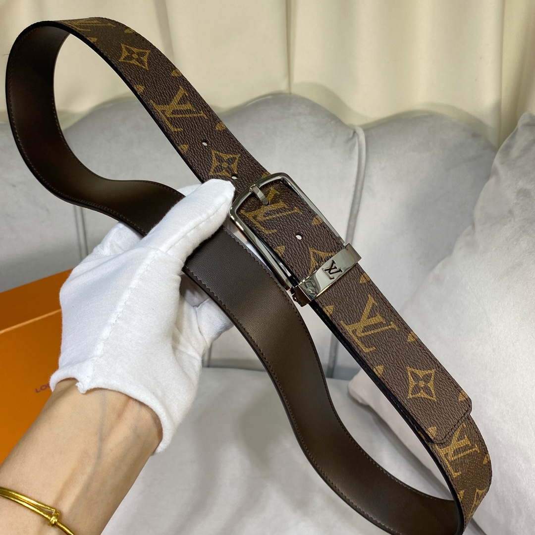 LV Women's Men's Belts Collection Louis Vuitton Initials 34MM Belt 19065