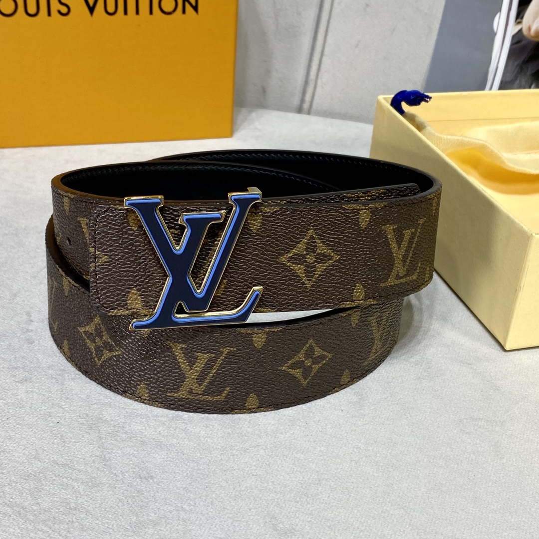 LV Women's Men's Belts Collection Louis Vuitton Initials 40MM Belt 19088