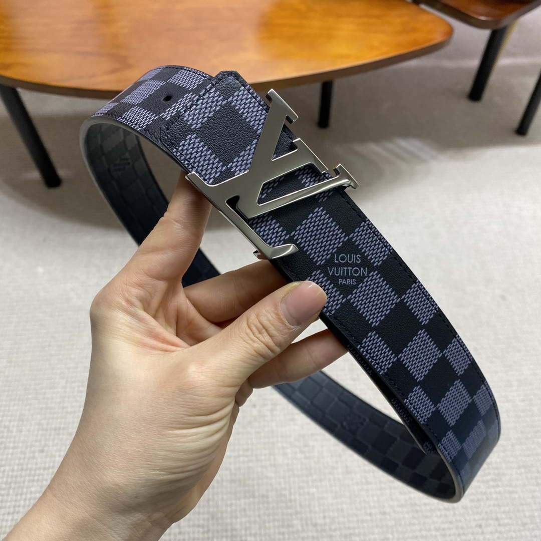 LV Women's Men's Belts Collection Louis Vuitton Initials 40MM Belt 19089
