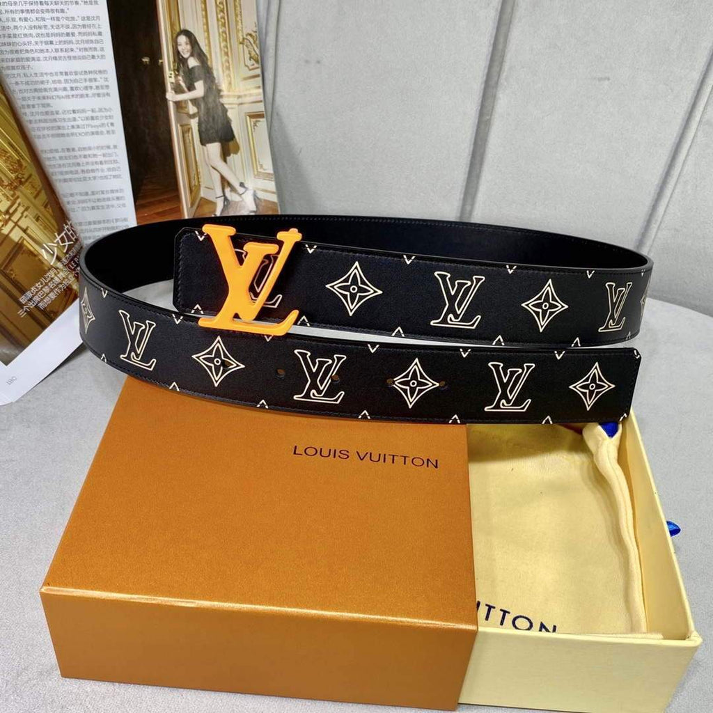 LV Women's Men's Belts Collection Louis Vuitton Initials 40MM Belt 19065