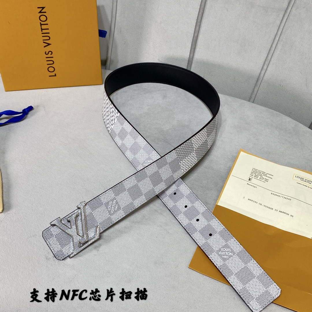 LV Women's Men's Belts Collection Louis Vuitton Initials 40MM Belt 19090