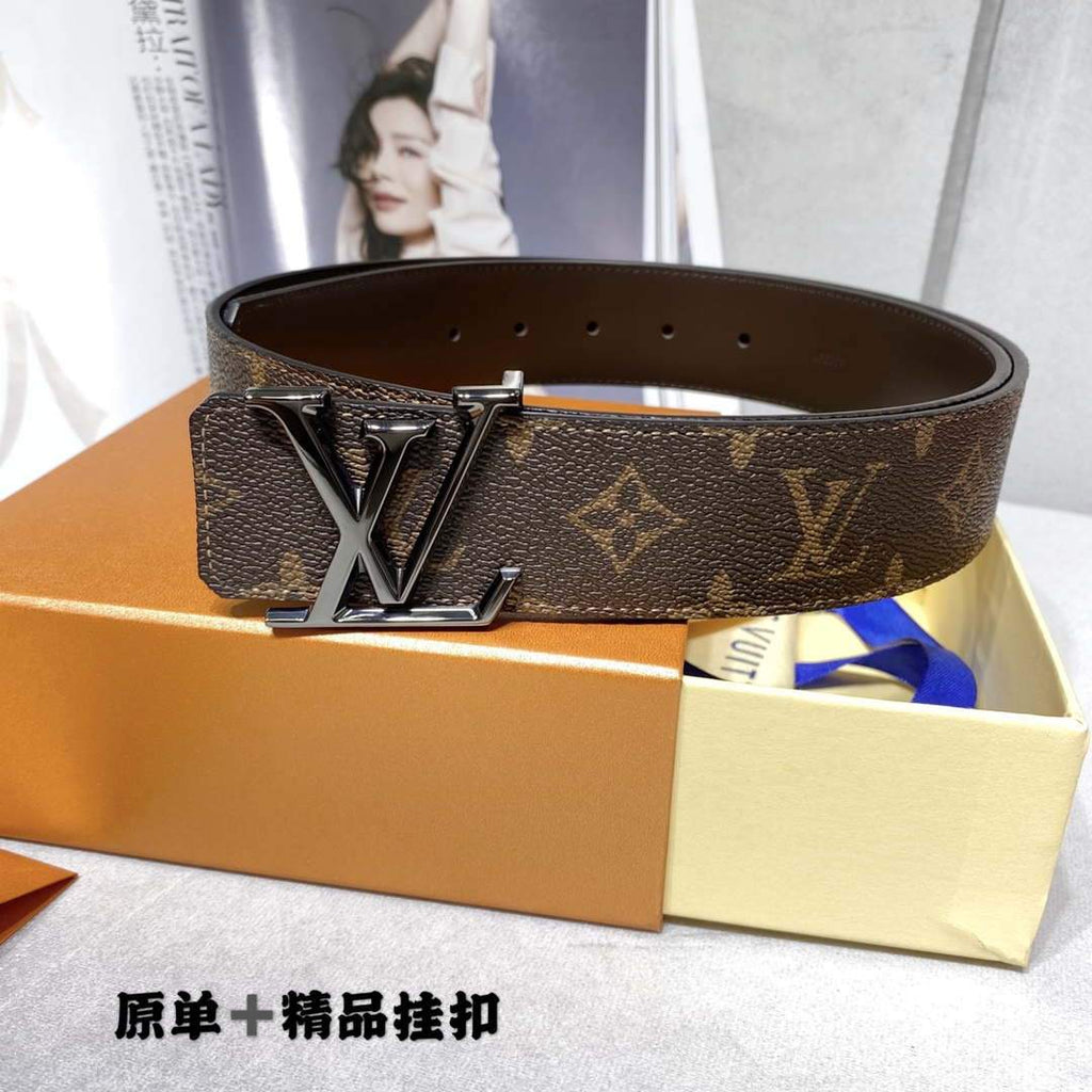 LV Women's Men's Belts Collection Louis Vuitton Initials 40MM Belt 19083