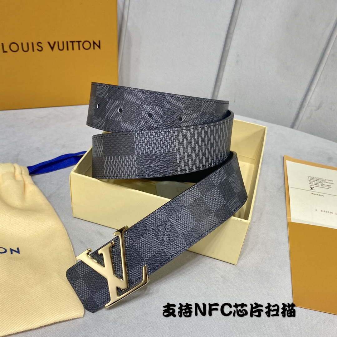LV Women's Men's Belts Collection Louis Vuitton Initials 40MM Belt 19090