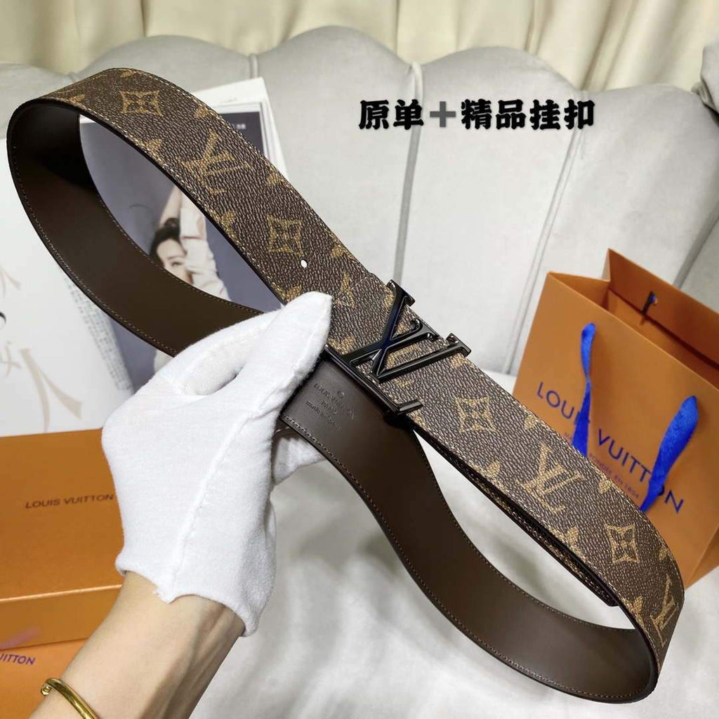 LV Women's Men's Belts Collection Louis Vuitton Initials 40MM Belt 19083