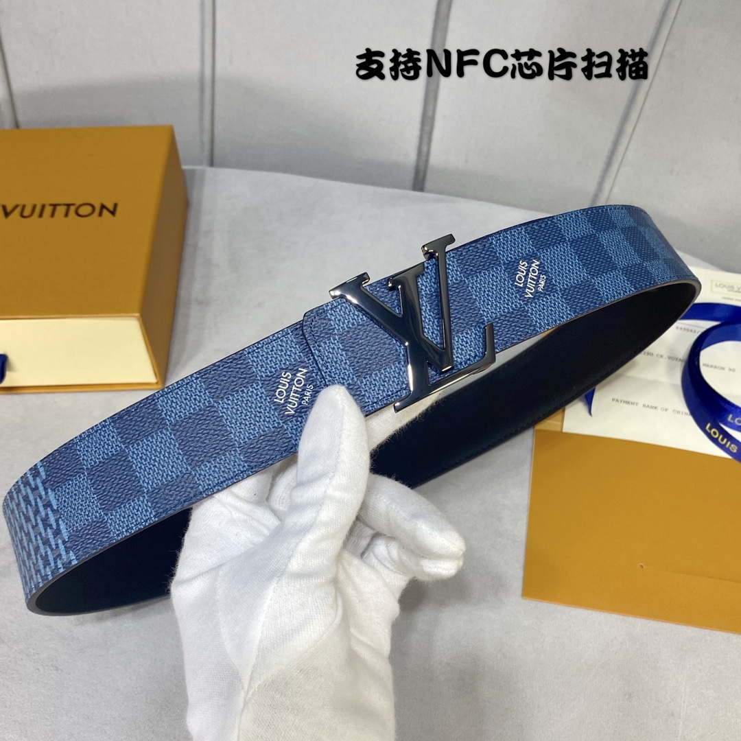 LV Women's Men's Belts Collection Louis Vuitton Initials 40MM Belt 19090