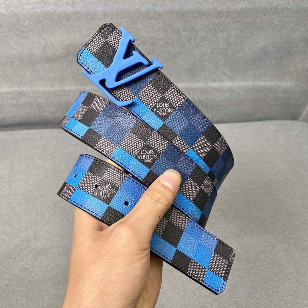LV Women's Men's Belts Collection Louis Vuitton Initials 40MM Belt 19067