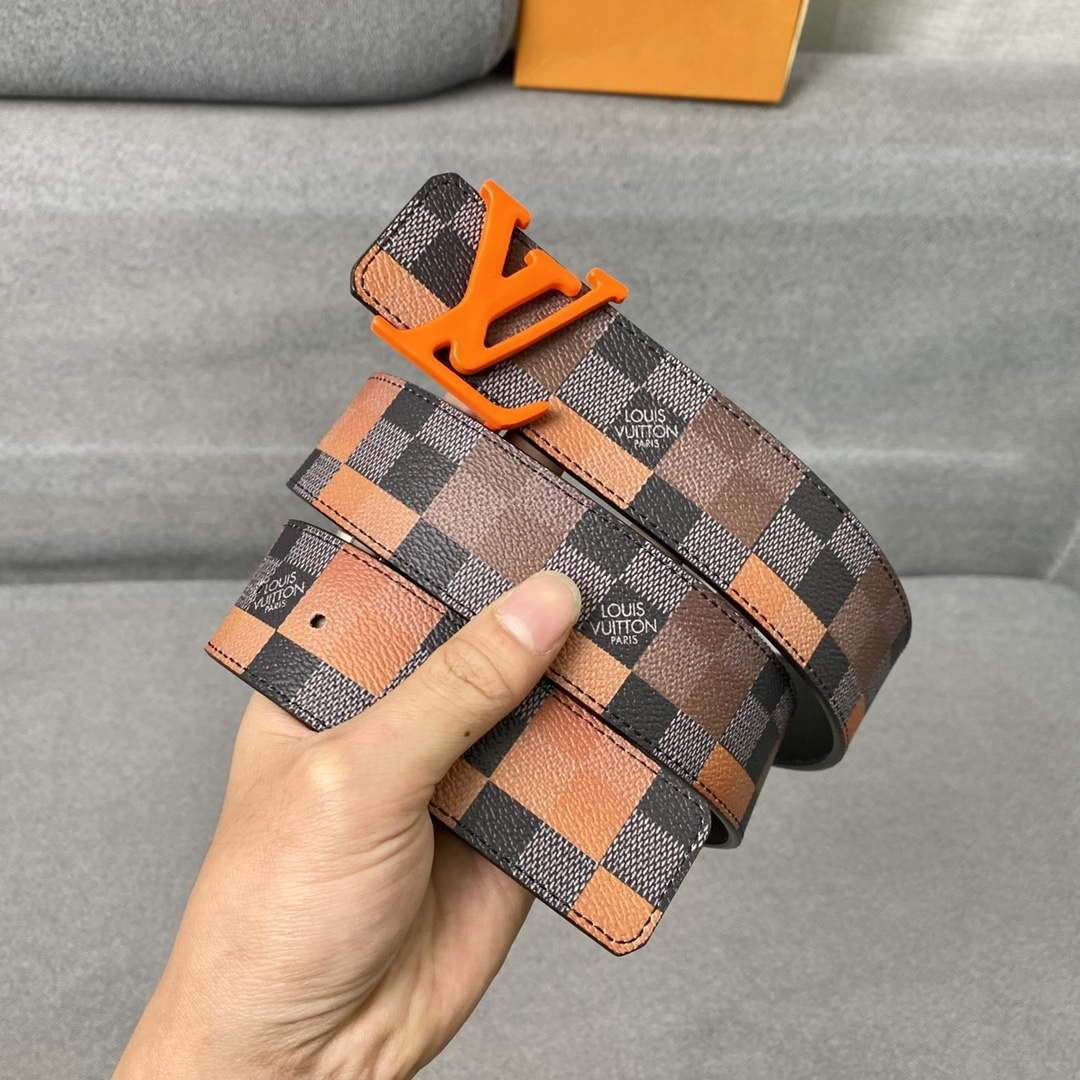 LV Women's Men's Belts Collection Louis Vuitton Initials 40MM Belt 19067